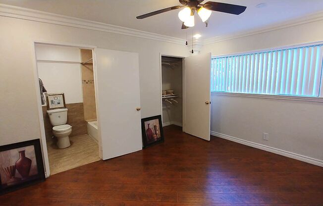 2 beds, 2 baths, 910 sqft, $2,650, Unit 205