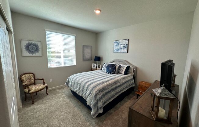 Beautiful 3 Bedroom, 2 Bath Home With SOLAR / Best Property Management