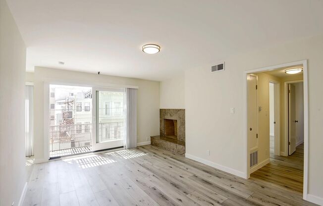 1390 Jackson