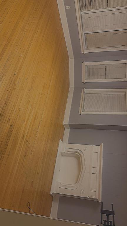 3 beds, 2 baths, 2,000 sqft, $1,750