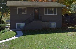 2 beds, 1 bath, $1,000