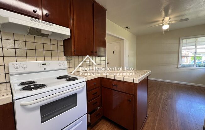 2 beds, 1 bath, $2,195