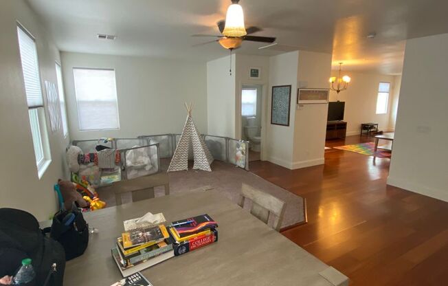 *COMING SOON* LAS VEGAS TWO STORY HOME WITH 4 BEDROOMS!!