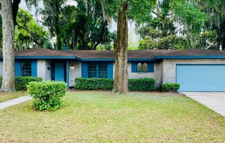 BEAUTIFUL 3/2 HOUSE NEAR JU, AND ST. JOHNS RIVER