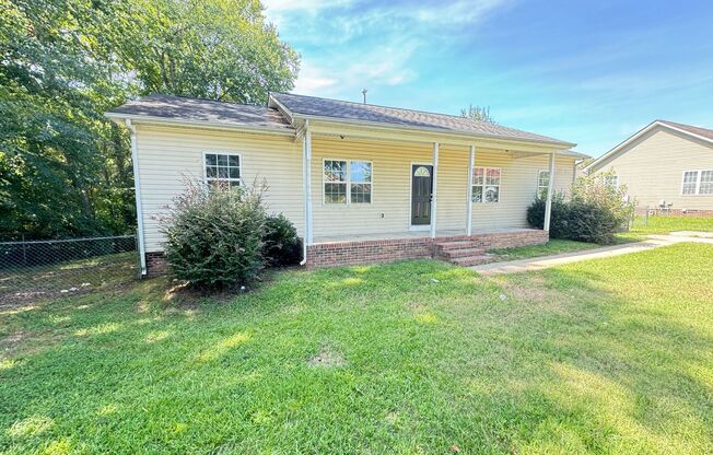 4bd/2ba Newer Home Located close to Hwy 3 & Downtown Kannapolis