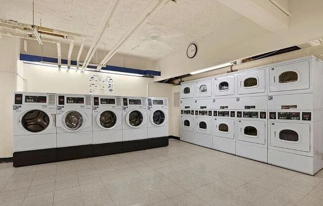 1 bed, 1 bath, $2,195, Unit Unit 226