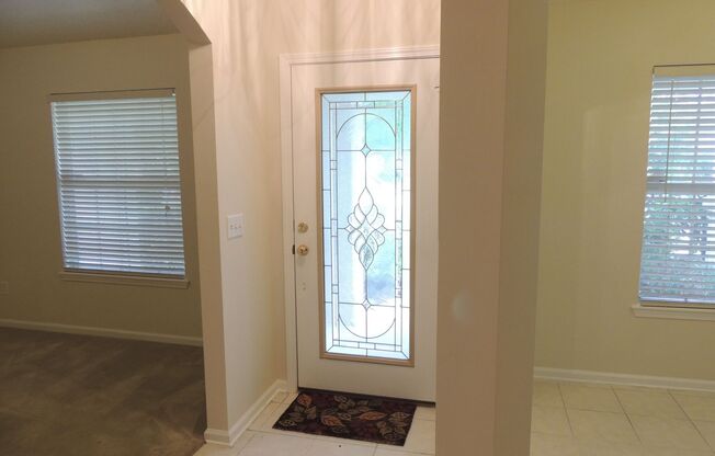 Spacious 4 bedroom in Orange park area