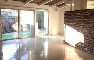 Spacious & Modern 2-Bedroom Townhome-Style Living in Prime Modesto Location!