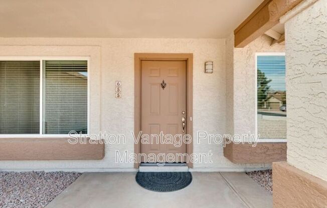 655 W DEVON CT