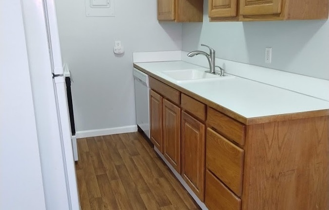 1 bed, 1 bath, 710 sqft, $1,795, Unit 09