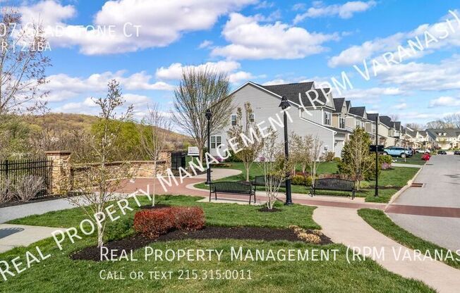 407 GLADSTONE CT