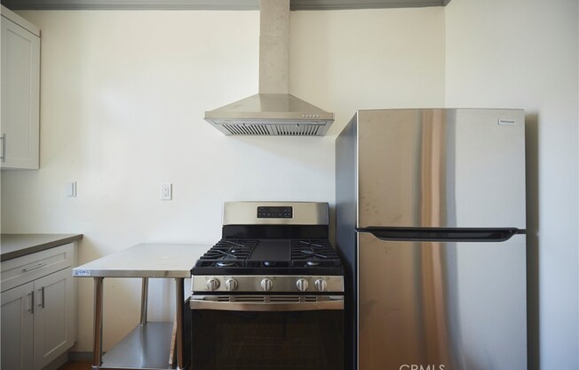 Studio, 1 bath, 635 sqft, $2,295, Unit 1