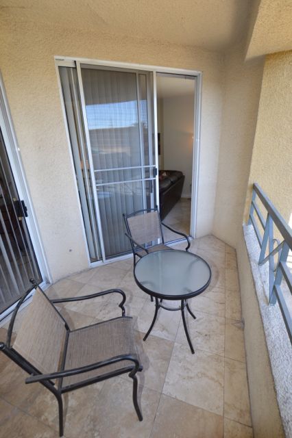 2 beds, 2 baths, $1,895