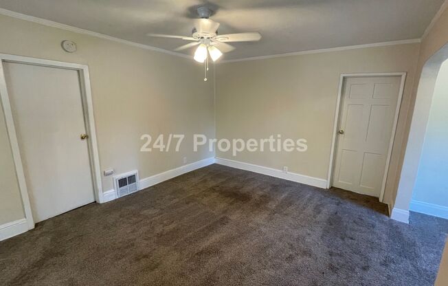 Nostalgic 2 BD | 2 BA House w/ Large Backyard - NE PDX