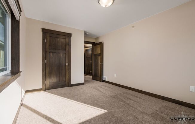 2 beds, 1.5 baths, $1,650, Unit 2951