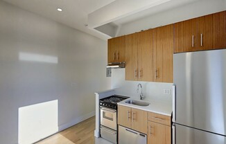 2 beds, 1 bath, $3,699, Unit 4BC