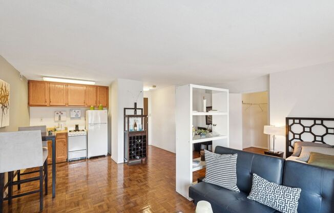 Studio, 500 sqft, $1,025