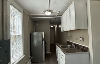 1 bed, 1 bath, 450 sqft, $700, Unit unit 1