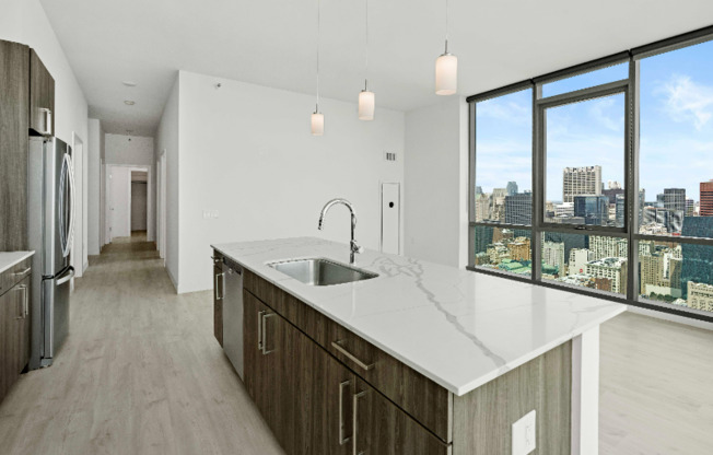 814 S MICHIGAN