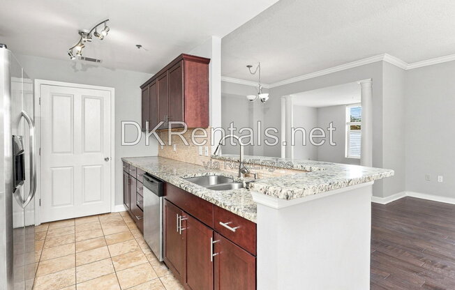 2 beds, 1 bath, 1,054 sqft, $2,200, Unit 728 728