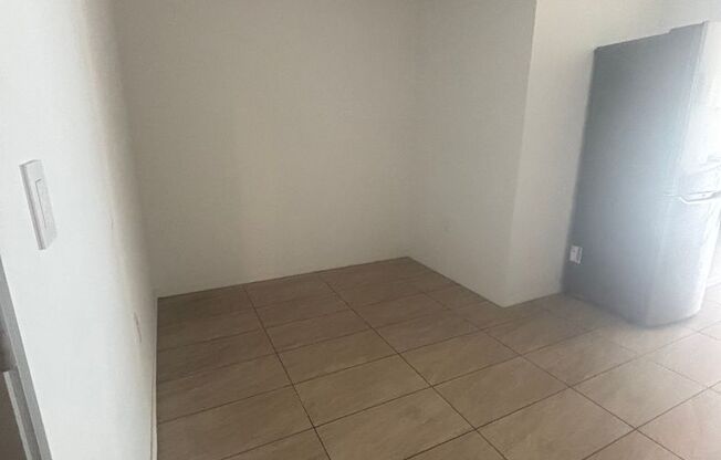 Studio, 1 bath, 382 sqft, $1,995, Unit 503