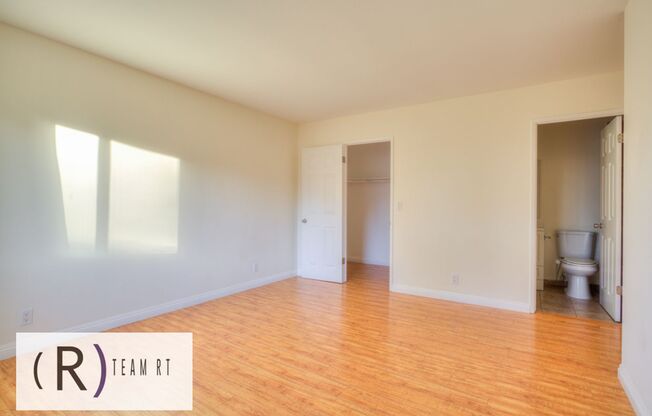 3 beds, 2 baths, $3,000, Unit APARTMENT 85