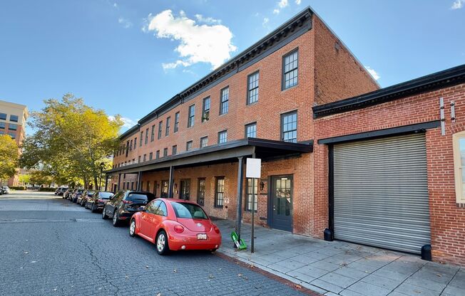 1 bed, 1 bath, 420 sqft, $1,299, Unit 30