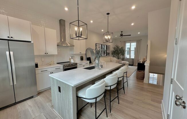 Exclusive Buckley Townhome | 2 Bed, 2 Bath Luxury Retreat!!