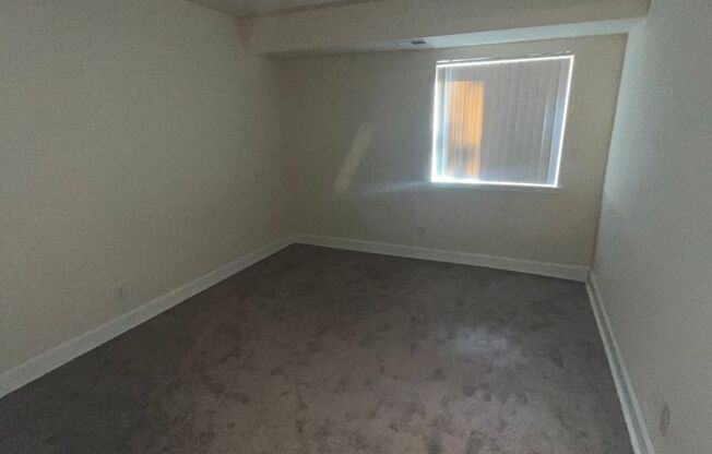 1 bed, 1 bath, 745 sqft, $1,750, Unit 14233-102