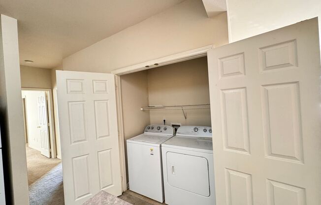 4 beds, 4 baths, $2,500, Unit # 424