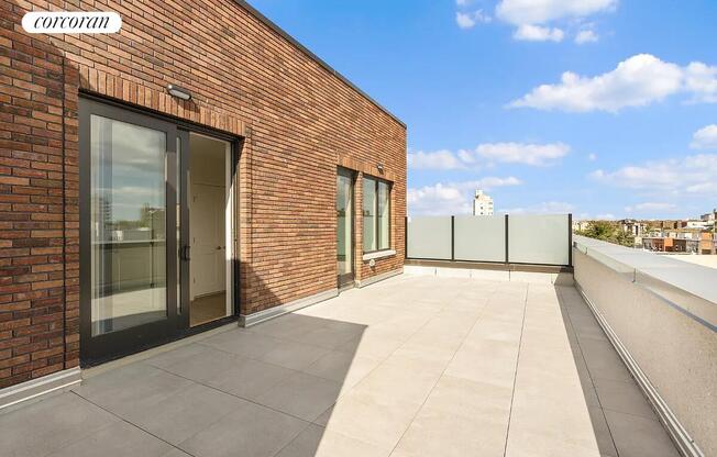 2 beds, 2 baths, $4,200, Unit PH3
