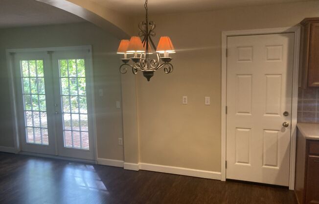 3BD/2BA HOME IN "OLDE WINDERMERE"