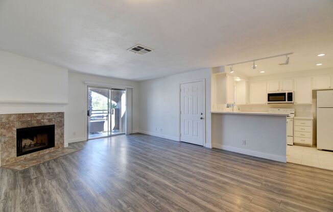 Renovated 2BR/2BA Condo w/ Fireplace, Balcony & In-Unit Laundry — Sunset Bay