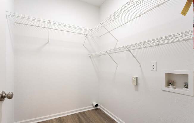 The Lakes Apartments