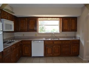 3 beds, 2 baths, $1,850