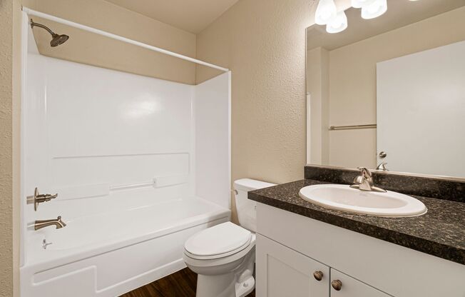1 bed, 1 bath, 550 sqft, $1,275