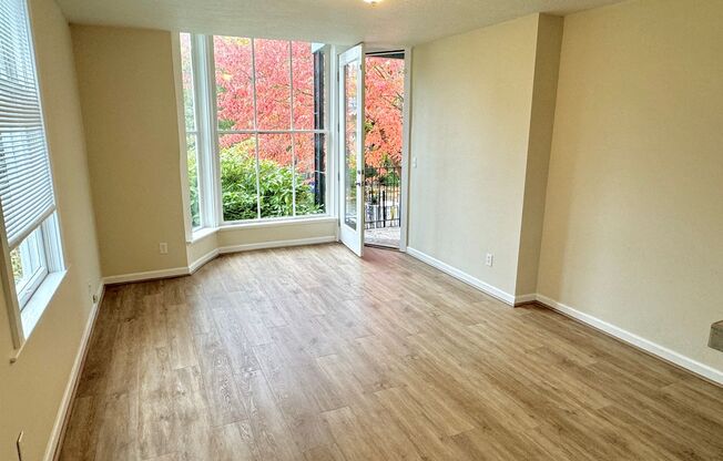 1 bed, 1 bath, 765 sqft, $1,695, Unit Unit 2