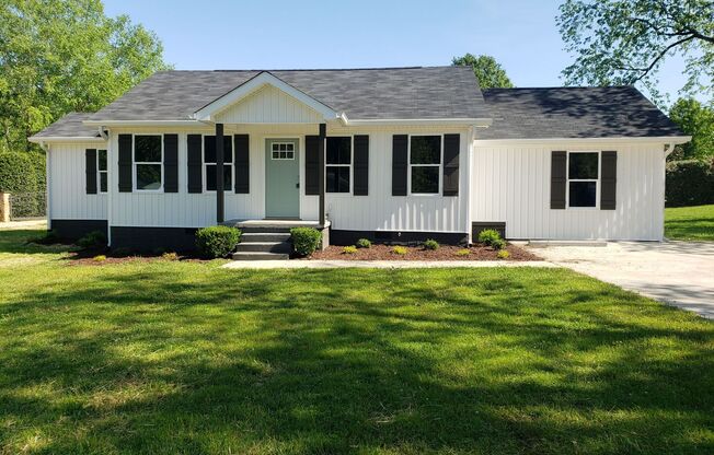 Beautifully Remodeled 3 Bedroom 2 Bathroom Home in Chattanooga Suburb