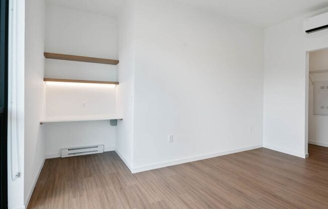 1 bed, 1 bath, 638 sqft, $1,600, Unit 207