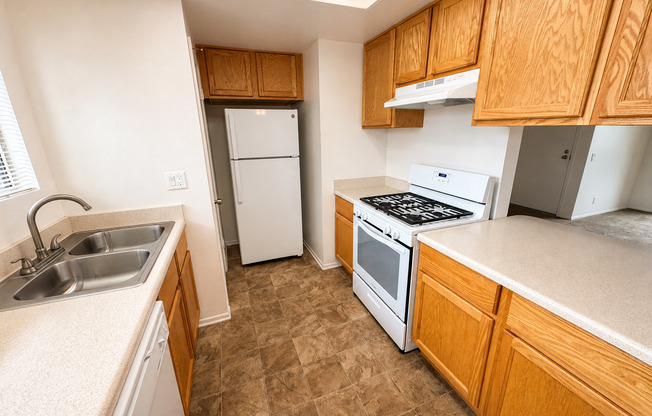 1 bed, 1 bath, 653 sqft, $2,045, Unit 45