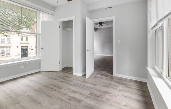 3 beds, 1 bath, 632 sqft, $2,450, Unit 1460-110