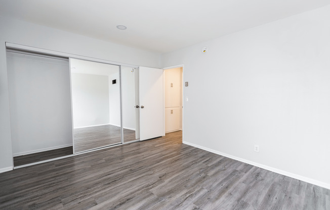 1 bed, 1 bath, 695 sqft, $1,948, Unit 402