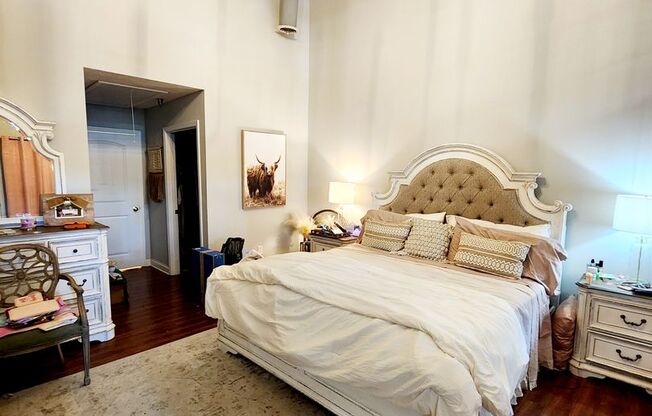 2 beds, 2 baths, 1,600 sqft, $1,800, Unit Unit 265