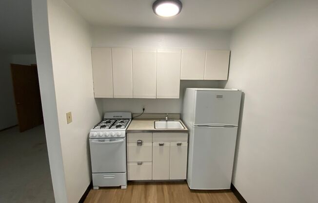 Campus Apartments 727 University Ave SE