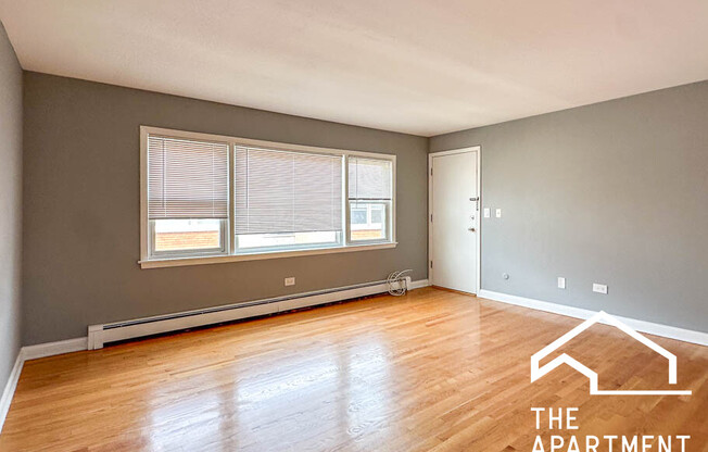 3835 N NARRAGANSETT