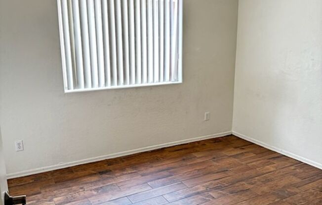 Phoenix Split Floor Plan 4 Bedroom + den