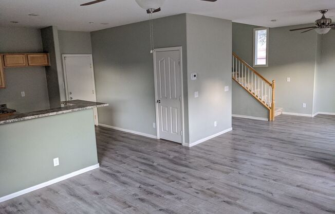 8956 AURORA BAY CT