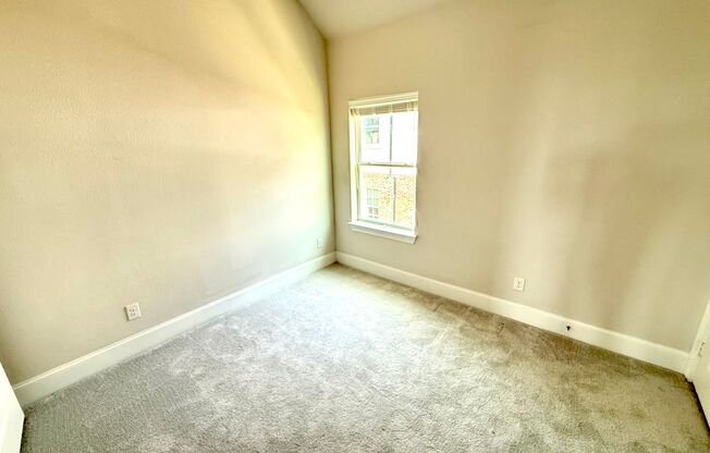 4627 Warwood Lane, Dallas, Texas 75219