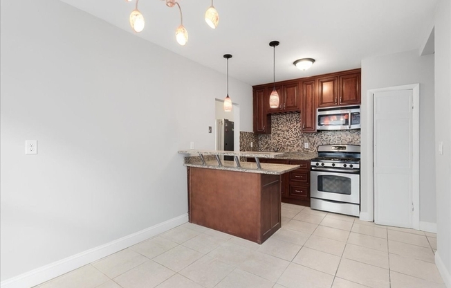 75 BELLEVUE ST
