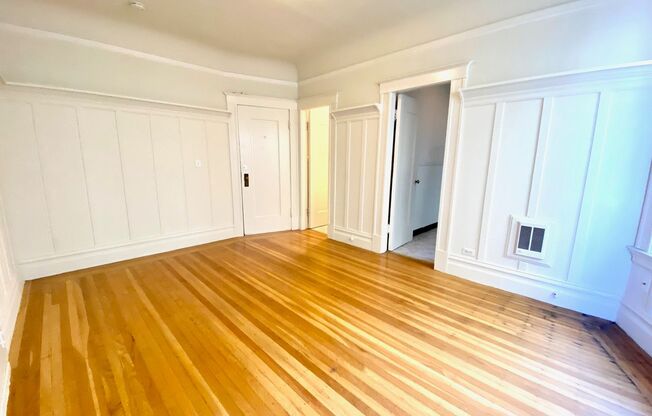 Studio, 1 bath, 400 sqft, $1,750, Unit 14